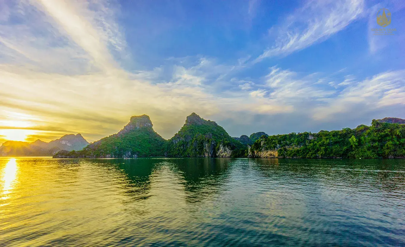 The Ultimate 18-Day Vietnam Highlights Tour: From Sapa's Tribes to the Mekong Delta